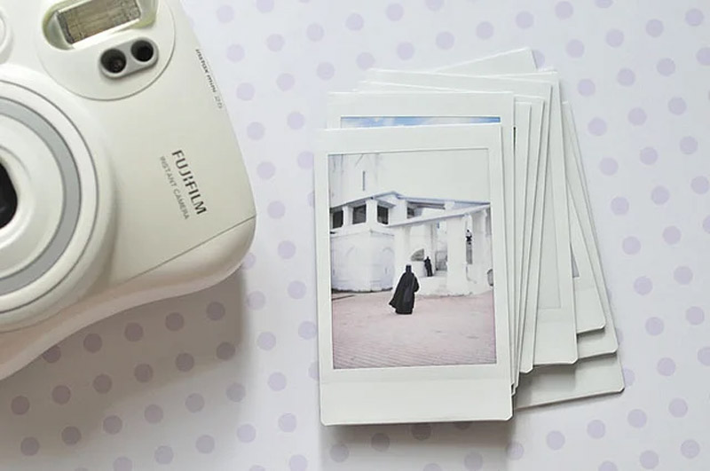 Полароид Fujifilm Instax Mini 25. Canon Instax Mini. Инстакс бокс Canon Зоемини. Кэнон Зоемини s 2.