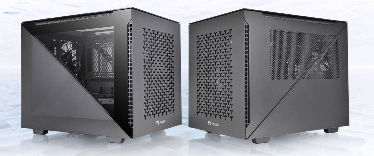 เคสคอมพิวเตอร์ Thermaltake Computer Case Divider 200 TG AIR Black