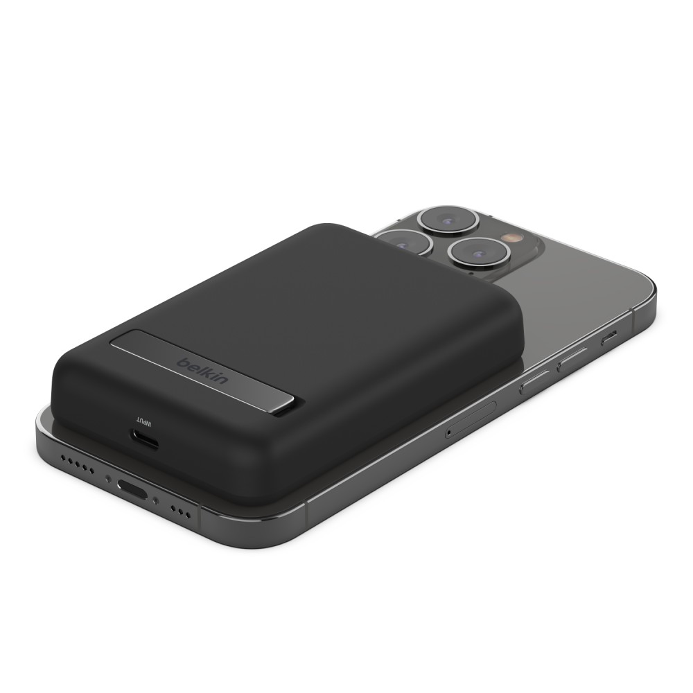 พาวเวอร์แบงค์ Belkin 5,000 mAh with Kickstand Black