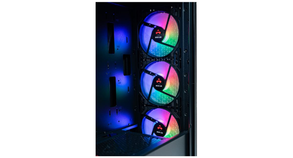 Axel Nova มีติดตั้งพัดลม Rainbow 4 ตัว