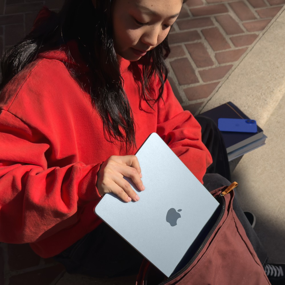 Apple MacBook Air 13 : M4 chip 10C CPU/8C GPU/16GB/256GB Sky Blue (2025)