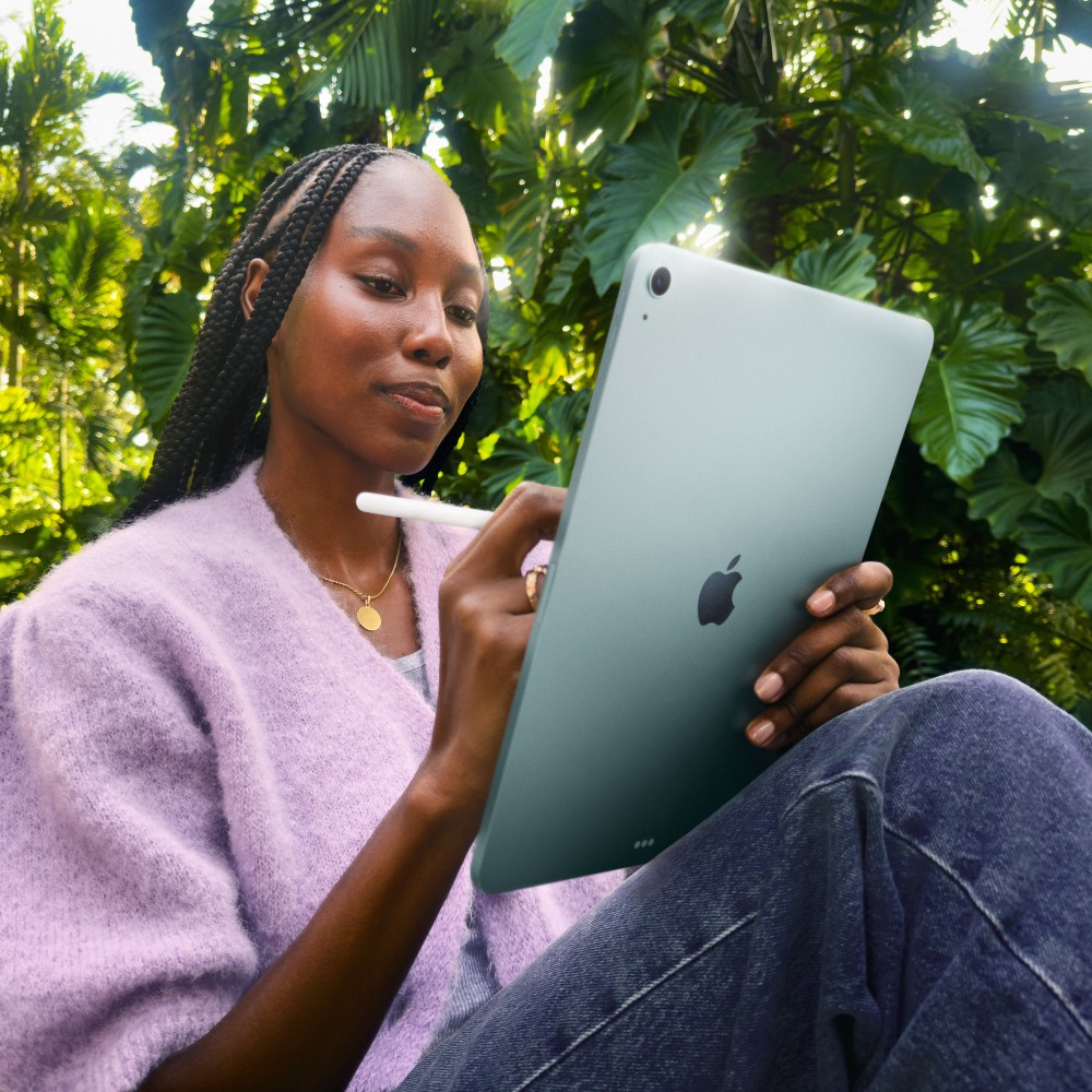 iPad Air 13 นิ้ว ชิป M3 Wi-Fi ความจุ 256GB สี Purple ปี 2025 iPad Air 13 นิ้ว ชิป M3 Wi-Fi ความจุ 256GB สี Purple ปี 2025