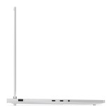 โน๊ตบุ๊ค Lenovo Legion 7 16IAX10-83KY001TTA White