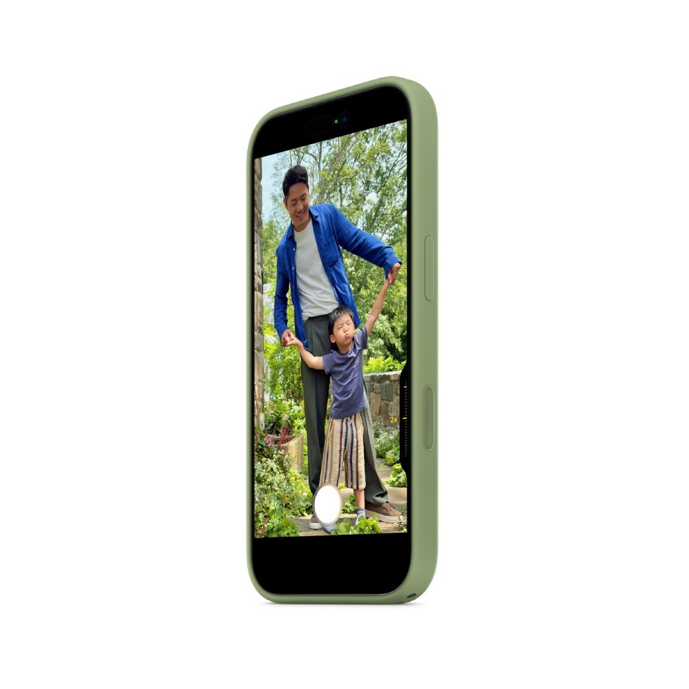 Apple iPhone 17 Silicone Case with MagSafe - Light Moss
