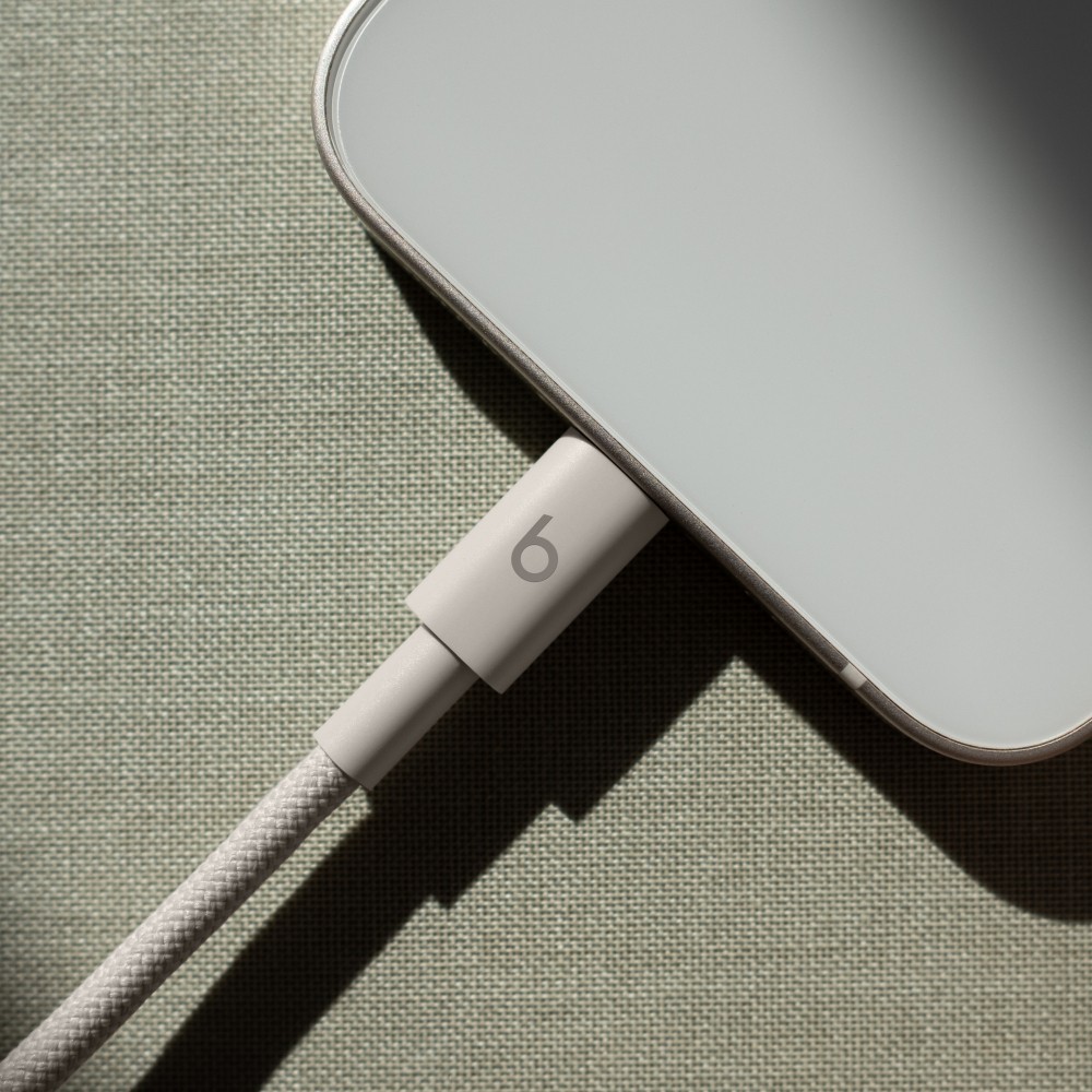 Beats USB-C to Lightning Woven Cable (1.5 m) - Surge Stone