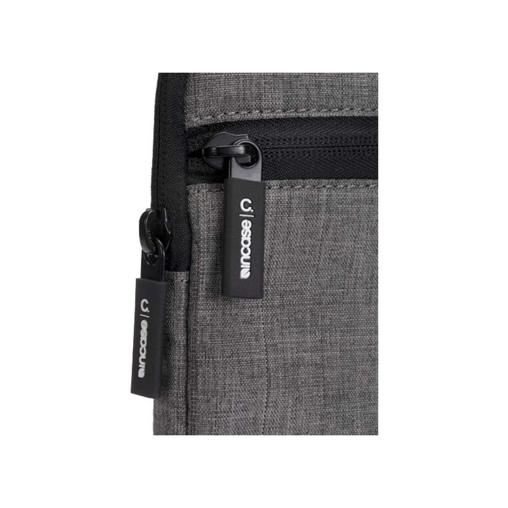 กระเป๋าโน๊ตบุ๊ค Incase Carrybag MacBook/Laptop 13 inch Zip Brief Graphite