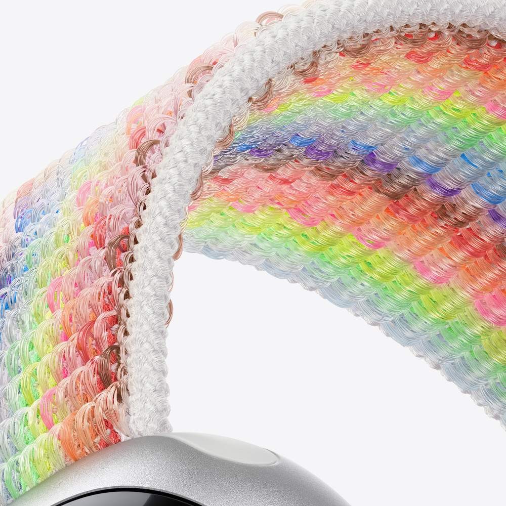 Apple Watch 42mm Pride Edition Sport Loop