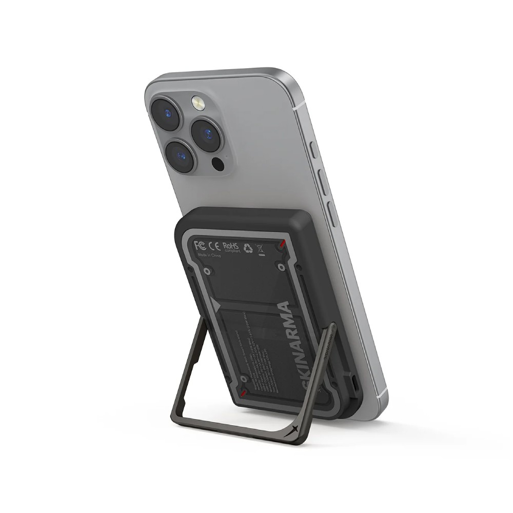 พาวเวอร์แบงค์ Skinarma 5,000 mAh 20W Magnetic Wireless Kick-Stand NEXUS Mecha Black